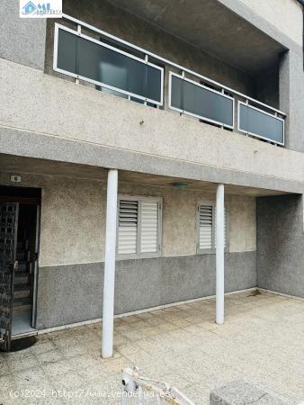 Se vende casa con dos piso independientes en el centro de Guimar - SANTA CRUZ DE TENERIFE