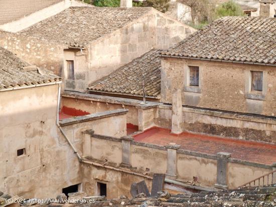 OPORTUNIDAD! Se vende cochera con gran potencial para convertir en una cómoda y espaciosa vivienda 