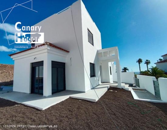 VILLA DE LUJO  para estrenar en venta en  Amarilla Golf - SANTA CRUZ DE TENERIFE