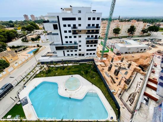 ¡ KEY READY ! Esplendido ático a estrenar en Sea Gardens con panorámica vista al mar ! - ALICANTE