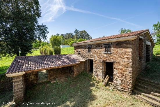 Espectacular casa Rectoral con gran parcela, varios anexos y hórreo - A CORUÑA