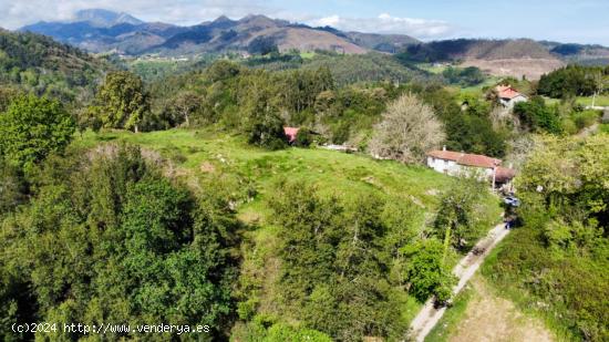 FINCA A 5 KM DE LA PLAYA - ASTURIAS