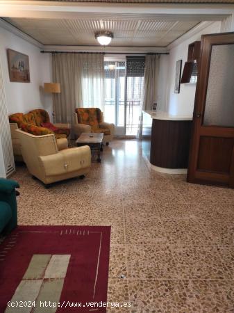 HABITACIÓN  DE ALQUILER DE PISO COMPARTIDO EN MONCADA - VALENCIA