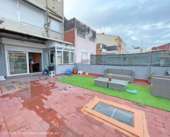  Piso con Inquilino en Venta en la Serra d'en Camaró-Can Rull. ¡IDEAL INVERSORES! - BARCELONA 