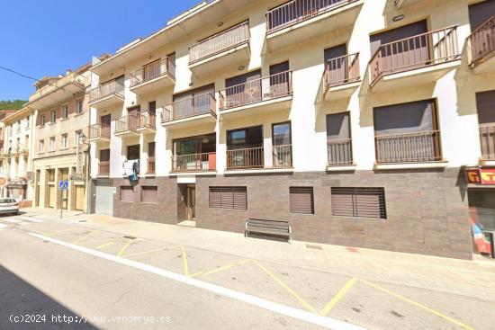  Se vende piso OKUPADO en Guardiola de Berguedà (Barcelona) - BARCELONA 