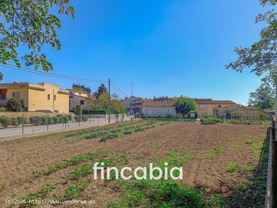 Suelo urbano en venta  en Vilobi d Onyar - Girona