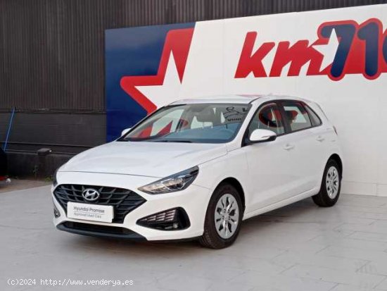  Hyundai i30 ( 1.5 DPI Essence 110 )  - Fornells de la Selva 