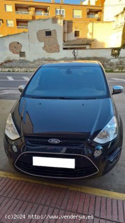 FORD S-Max en venta en AlcarrÃ s (Lleida) - AlcarrÃ s