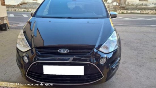 FORD S-Max en venta en AlcarrÃ s (Lleida) - AlcarrÃ s