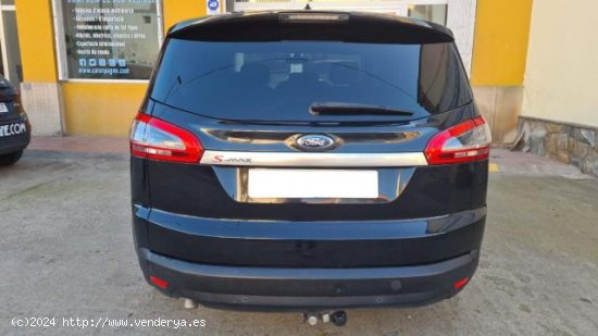 FORD S-Max en venta en AlcarrÃ s (Lleida) - AlcarrÃ s