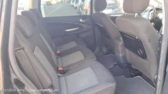 FORD S-Max en venta en AlcarrÃ s (Lleida) - AlcarrÃ s