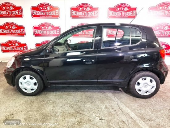 Toyota Yaris 1.3 VVTi 5p. de 2005 con 67.839 Km por 5.490 EUR. en Tarragona