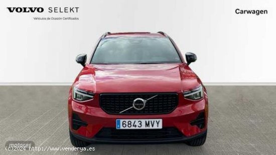 Volvo XC40 XC40 Plus, B3 Mild hybrid, Gasolina, Dark de 2024 con 1 Km por 43.200 EUR. en Vizcaya