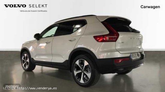 Volvo XC40 XC40 Plus, B3 Mild hybrid, Gasolina, Dark de 2024 con 1 Km por 43.200 EUR. en Vizcaya