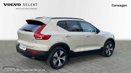 Volvo XC40 XC40 Plus, B3 Mild hybrid, Gasolina, Dark de 2024 con 1 Km por 45.800 EUR. en Vizcaya