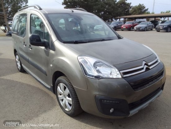 Citroen Berlingo 1.6 HDI 100 CV. de 2016 con 184.000 Km por 11.500 EUR. en Murcia