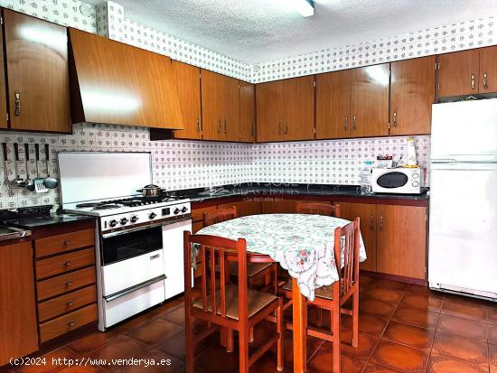 VENTA DE DOBLE CASA EN BUEN ESTADO EN ALGUEÑA - ALICANTE