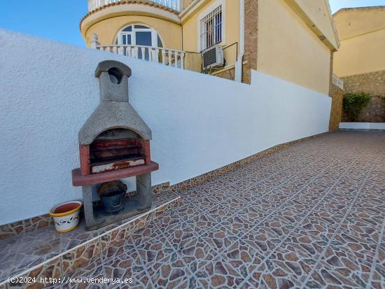 Chalet de ensueño con Piscina en Monte y Mar - ALICANTE