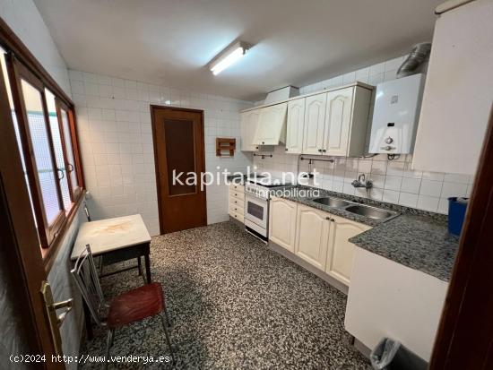 GRAN CASA EN EL CASCO ANTIGUO  A LA VENTA EN XÁTIVA - VALENCIA