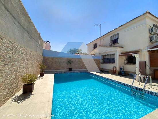 Espectacular vivienda en zona Haygon con piscina privada - ALICANTE