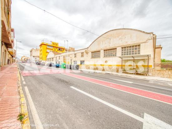 Nave industrial de 1.439m2 con parcela de 3.361m2 - ALICANTE