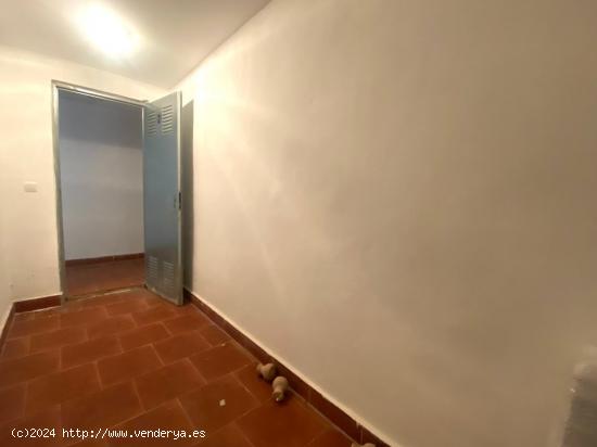 SE VENDE TRASTERO CENTRO - ALICANTE