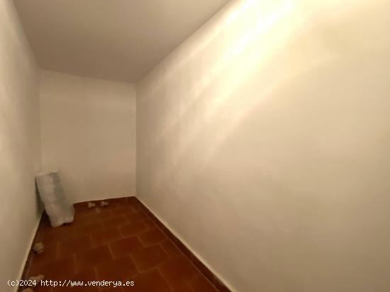 SE VENDE TRASTERO CENTRO - ALICANTE