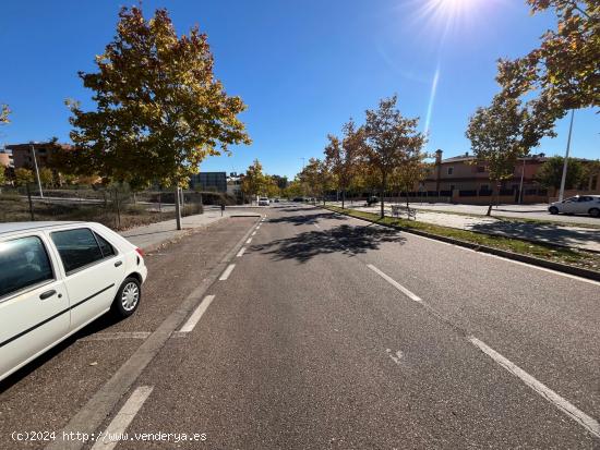 Solar Urbanizable en la Zona de las Abadias - BADAJOZ