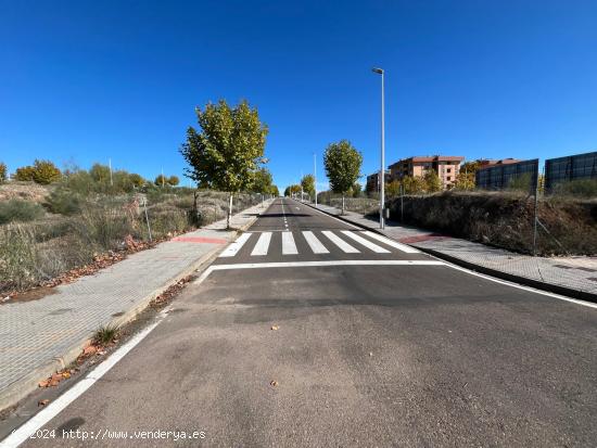 Solar Urbanizable en la Zona de las Abadias - BADAJOZ