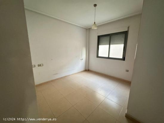 PISO EN VENTA EN EL RAAL - MURCIA