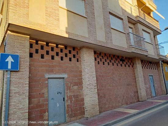 LOCAL COMERCIAL EN VENTA EN SANGONERA LA VERDE - MURCIA