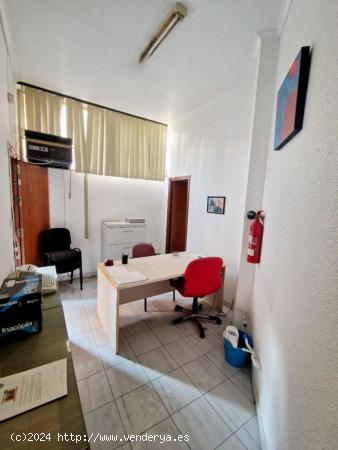 Local Comercial - Oficina en Campoamor - ALICANTE