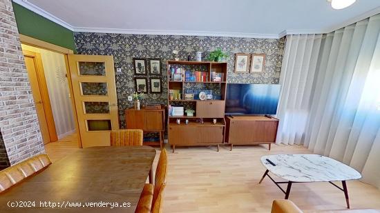 VIVIENDA DE DOS DORMITORIOS Y UN BAÑO CON PLAZA DE GARAJE Y TRASTERO - ALBACETE