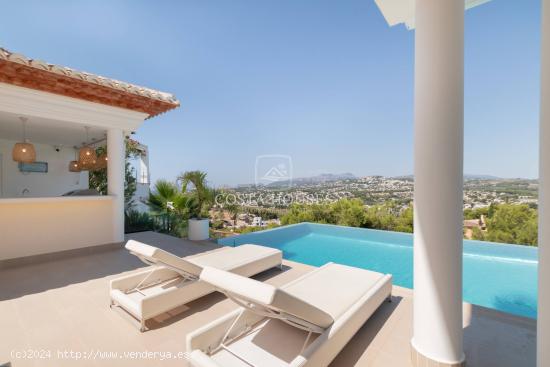 ❶ VILLA ARNELLA - Venta Gran VILLA CON VISTAS AL MAR Y A LA MONTAÑA en Moraira, España - ALICANT