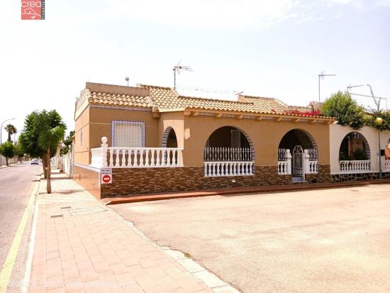  ESPACIOSO CHALET DE 4 DORMS Y 2 BAÑOS EN LOS NAREJOS - MURCIA 