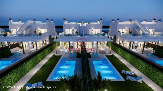 Villas de lujo de nueva construcción frente al mar en Los Alcázares - MURCIA