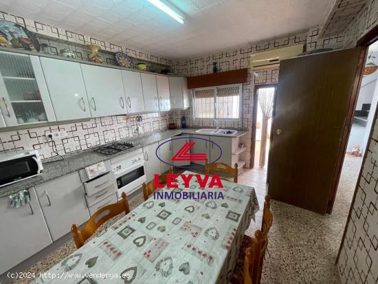 AMPLIA VIVIENDA EN PUERTO MAZARRON - MURCIA