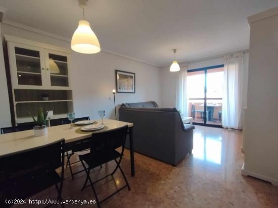 BONITO PISO DE VENTA EN GRAN VÍA - ALICANTE