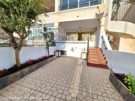 Ref.7397 Bungalow de 3 dormitorios en Punta Prima, Orihuela Costa - ALICANTE