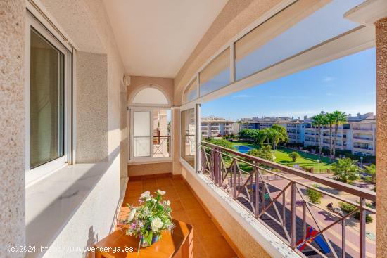 Laguna golf Playa Flamenca Elegante apartamento de 3 dormitorios y 2 baños en venta - ALICANTE