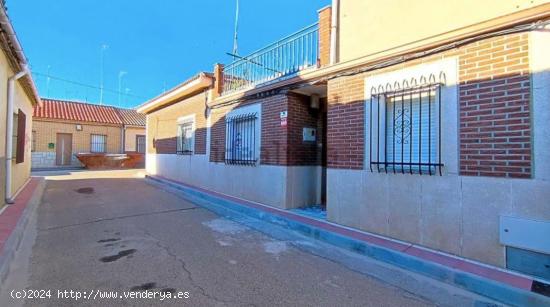 CASA EN VENTA EN VILLA DEL PRADO - MADRID