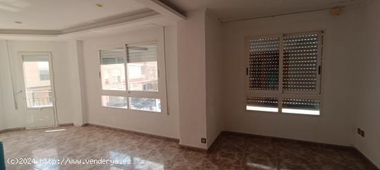 OPORTUNIDAD, SE VENDE ESTUPENDO PISO EN EL CENTRO DE ALCANTARILLA - MURCIA