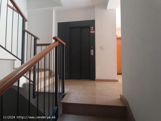 OPORTUNIDAD, SE VENDE APARTAMENTO EN ARCHENA - MURCIA