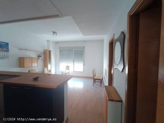 OPORTUNIDAD, SE VENDE APARTAMENTO EN ARCHENA - MURCIA