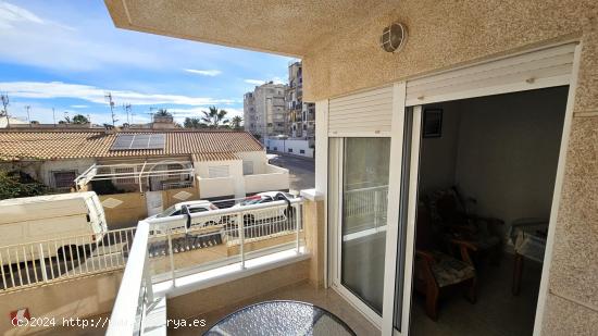 APARTAMENTO EN ESQUINA DE 2 DORMITORIOS EXTERIORES CON PISCINA Y PARKING EN NUEVA TORREVIEJA! - ALIC