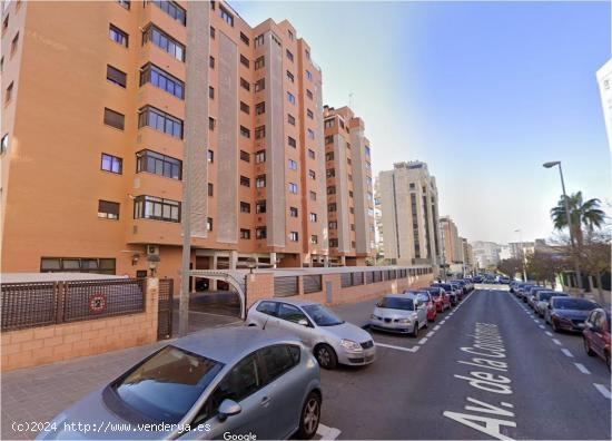 PLAZA DE PARKING EN AVE CONDOMINA - ALICANTE