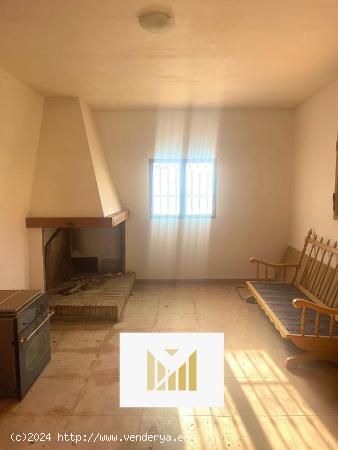  Se Vende en Dalias - ALMERIA 