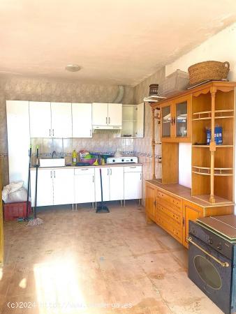 Se Vende en Dalias - ALMERIA