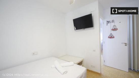 Habitaciones en alquiler en chill apartamento de 5 dormitorios en Benimaclet - VALENCIA