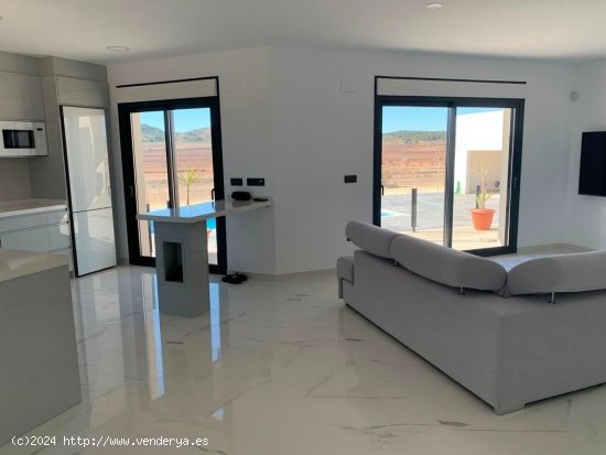 Villa en venta a estrenar en Pinoso (Alicante)